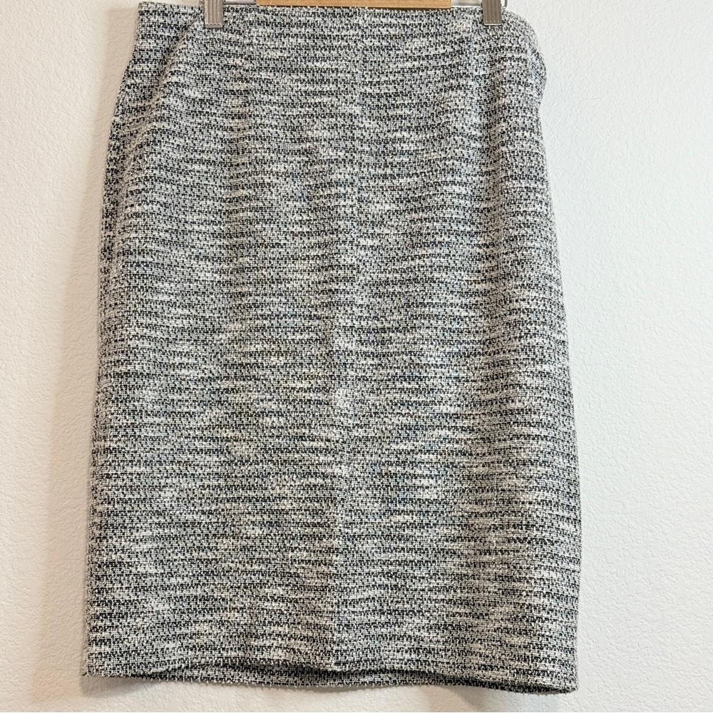 π Ann Taylor Factory Gray Tweed Knit Pencil Skirt 8 Stretch Lined Office Chic - Picture 15 of 16